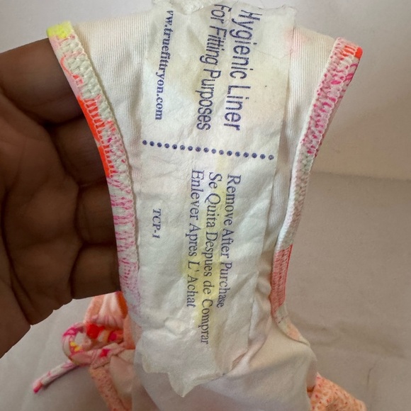 Bright and Colorful Swim Bikini Bottoms from Victoria Secret Size Small - Picture 10 of 10